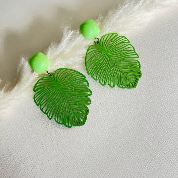 Colorful Leaf Earrings - Pop-of-color Statement Earrings - Summer Earrings - Picture 12 of 16